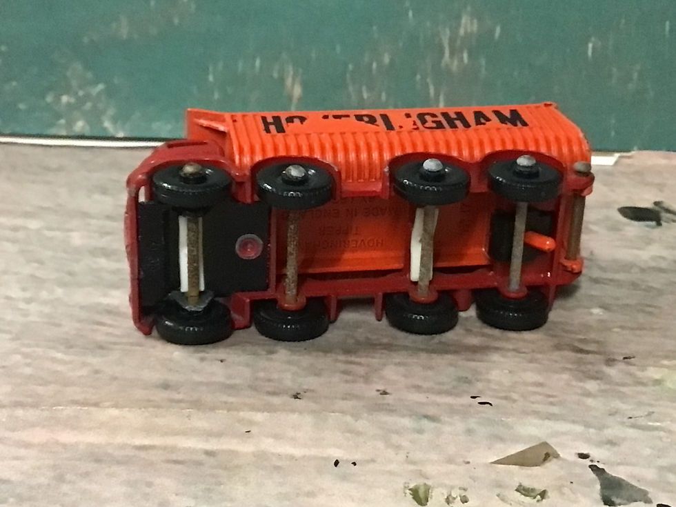Thumbnail: Matchbox Regular Wheels No. 17 Hoveringham Tipper 8 Wheel Foden Truck / Lorry