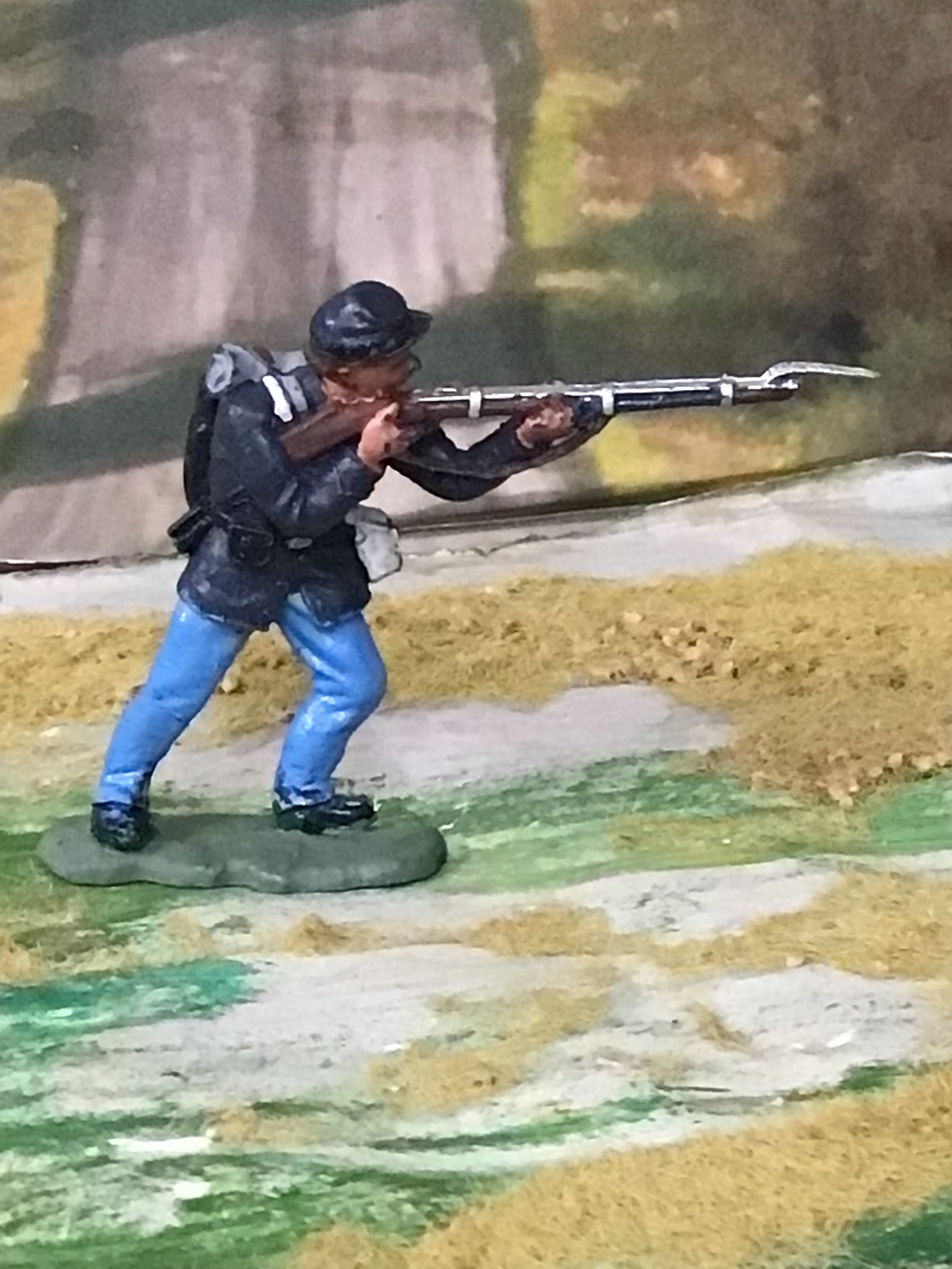 Vintage Herald H434 Union Infantry Firing
