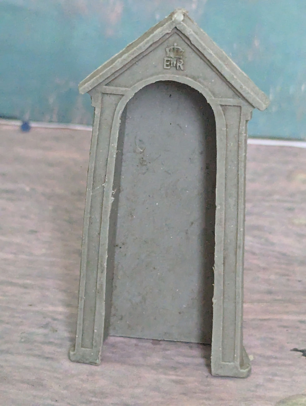 Thumbnail: Herald Sentry Box 1:32 Plastic Made in England Grey