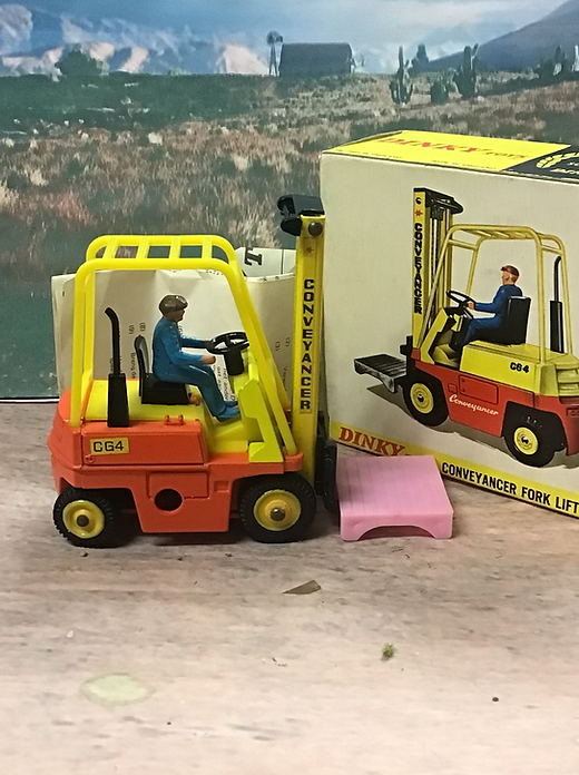 CONVEYANOER フォークリフト ミニカー DINKY TOYS Vintage Dinky Toys - Conveyancer and Forklift