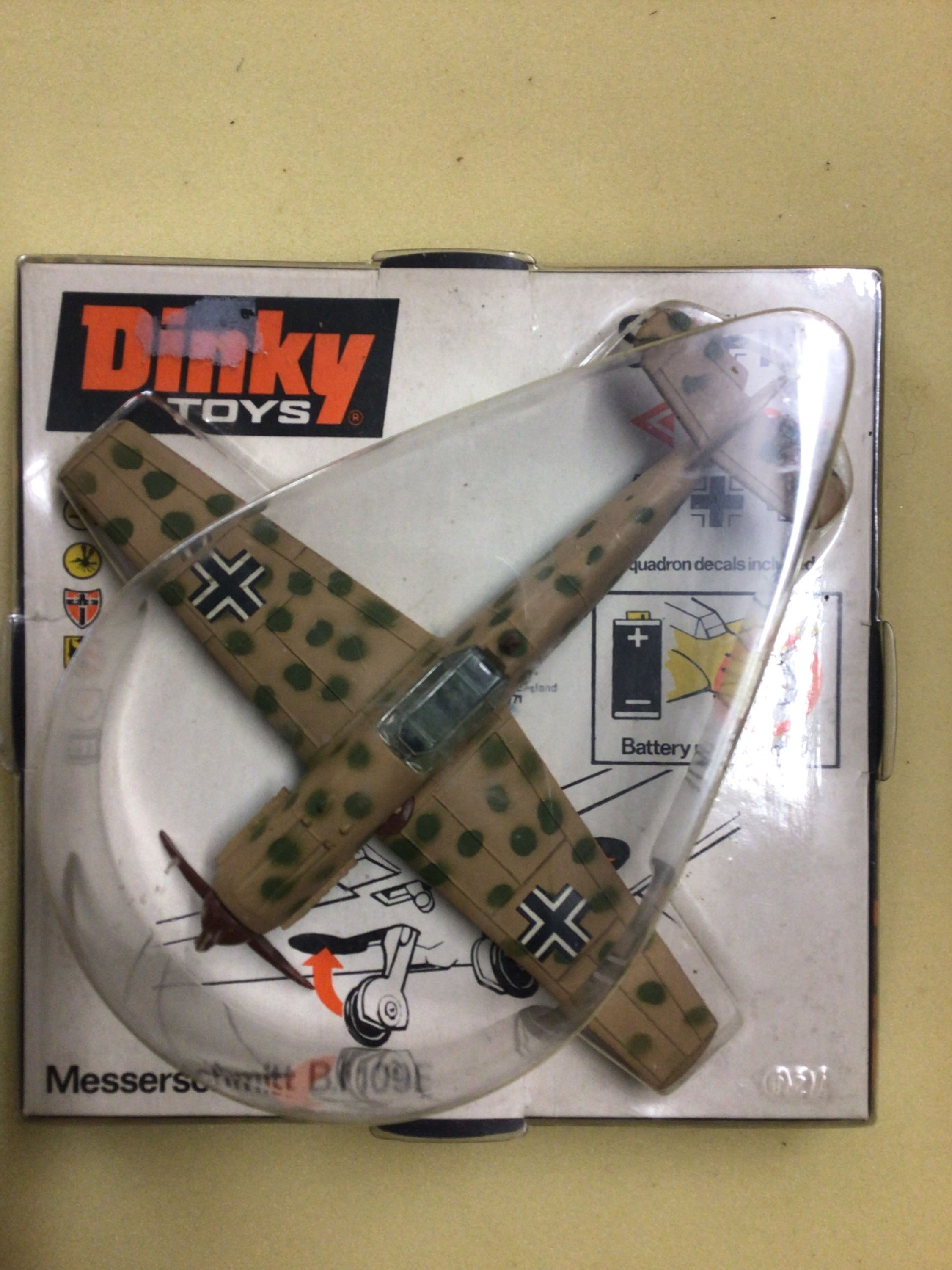 DINKY TOYS No. 726 Messerschmitt Bf109E Vintage WW2 German Fighter Boxed