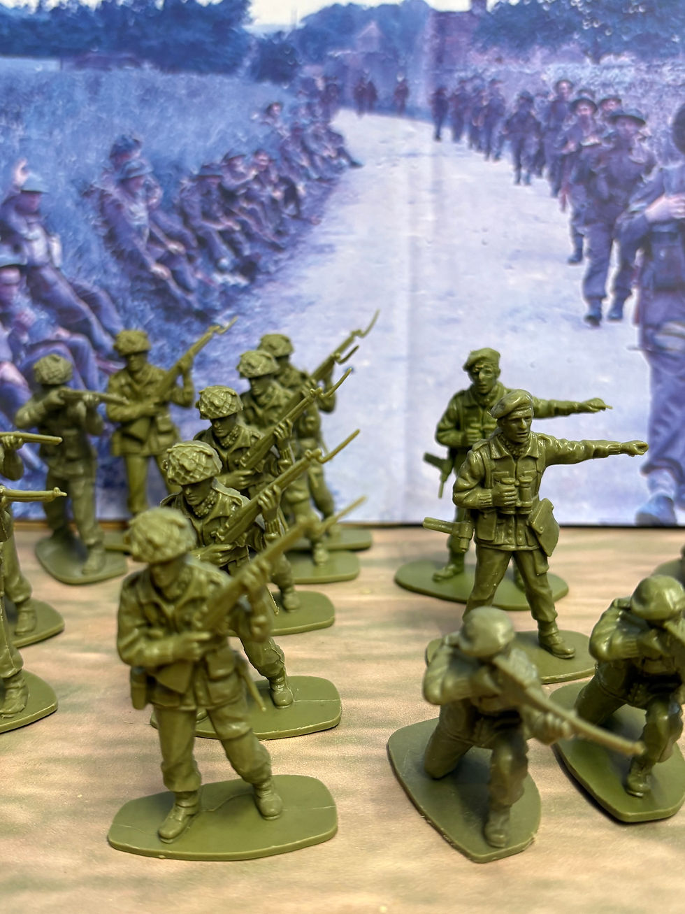 Thumbnail: Airfix British Paratroopers WWII 1/32 Plastic Figures 19