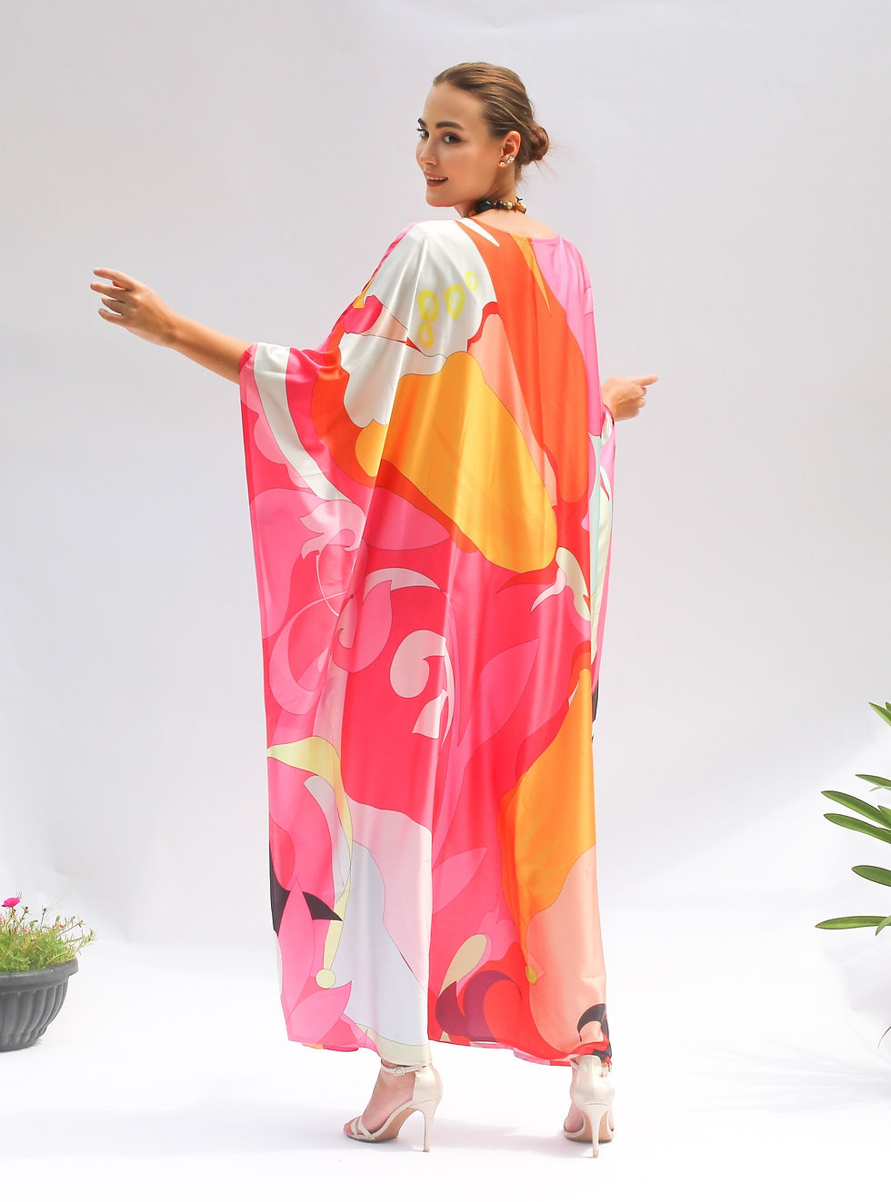 Thumbnail: Pink Caftan Christmas Gift, Plus Size Kaftan Silk Luxury Kaftan Full Length