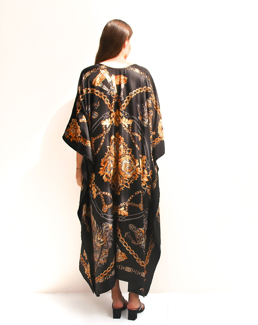 Miniaturbild: Black kaftan silk gift for mother-One size fit all caftan wedding resort wear
