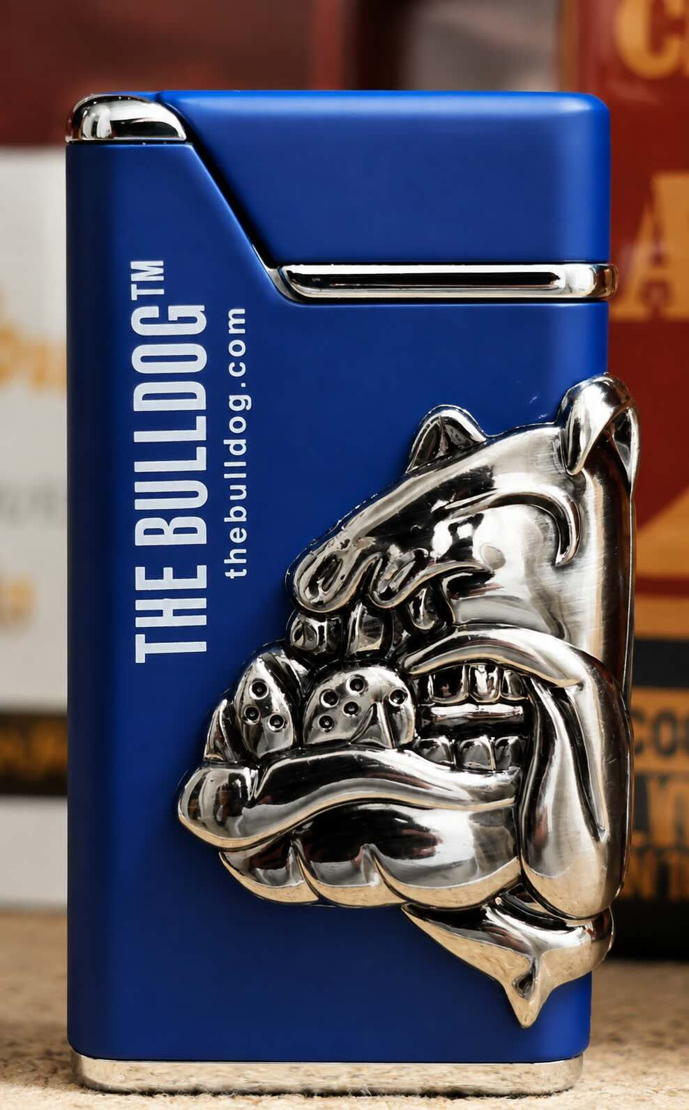 The Bulldog Blue Metal Lighter €14.99