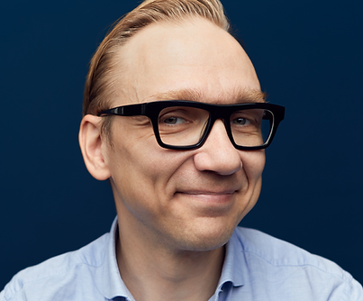 Vesa Härkönen Muotokuva0158_pienennetty.png