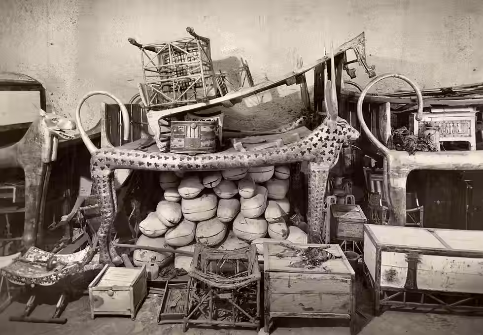 Original photos of the treasure room