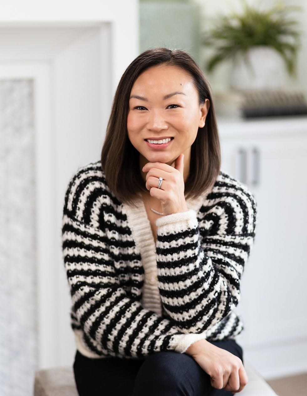 Aimee Headshot (35) - smaller 2.jpg