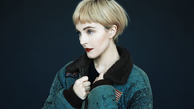 POLIÇA