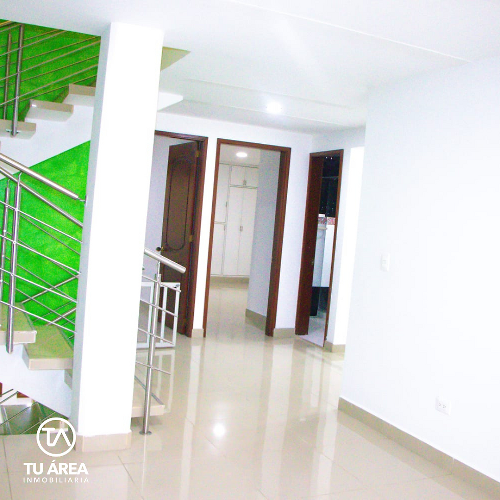 Miniatura: CASA EN ALQUILER ARGOS