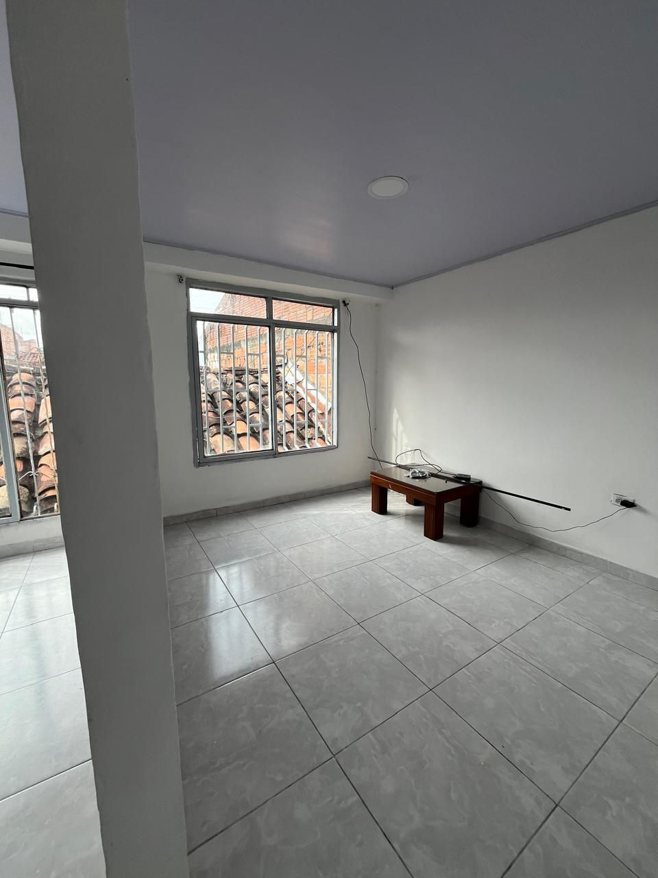 Miniatura: 🔹️SE ALQUILA APARTAMENTO🔹️
📍 DEPARTAMENTAL -CARTAGO VALLE
PASAJE 14C # 6-08

