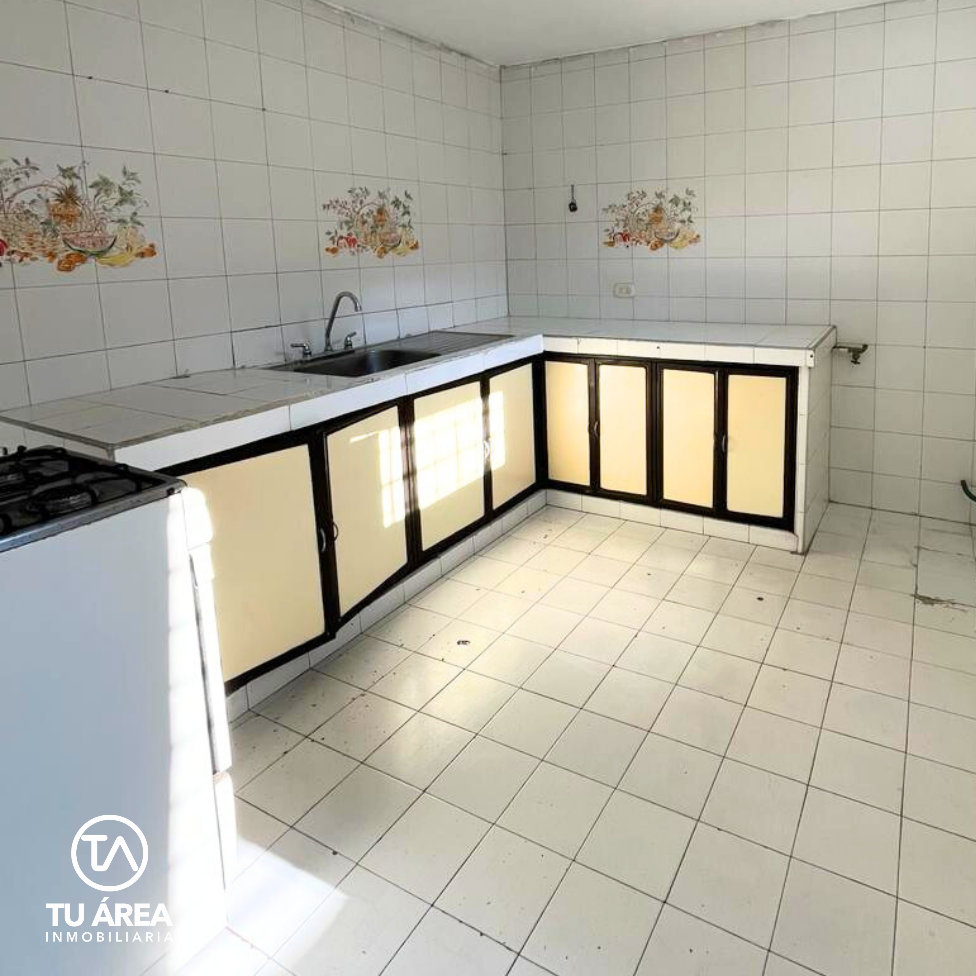 VENTA CASA MARISCAL ROBLEDO