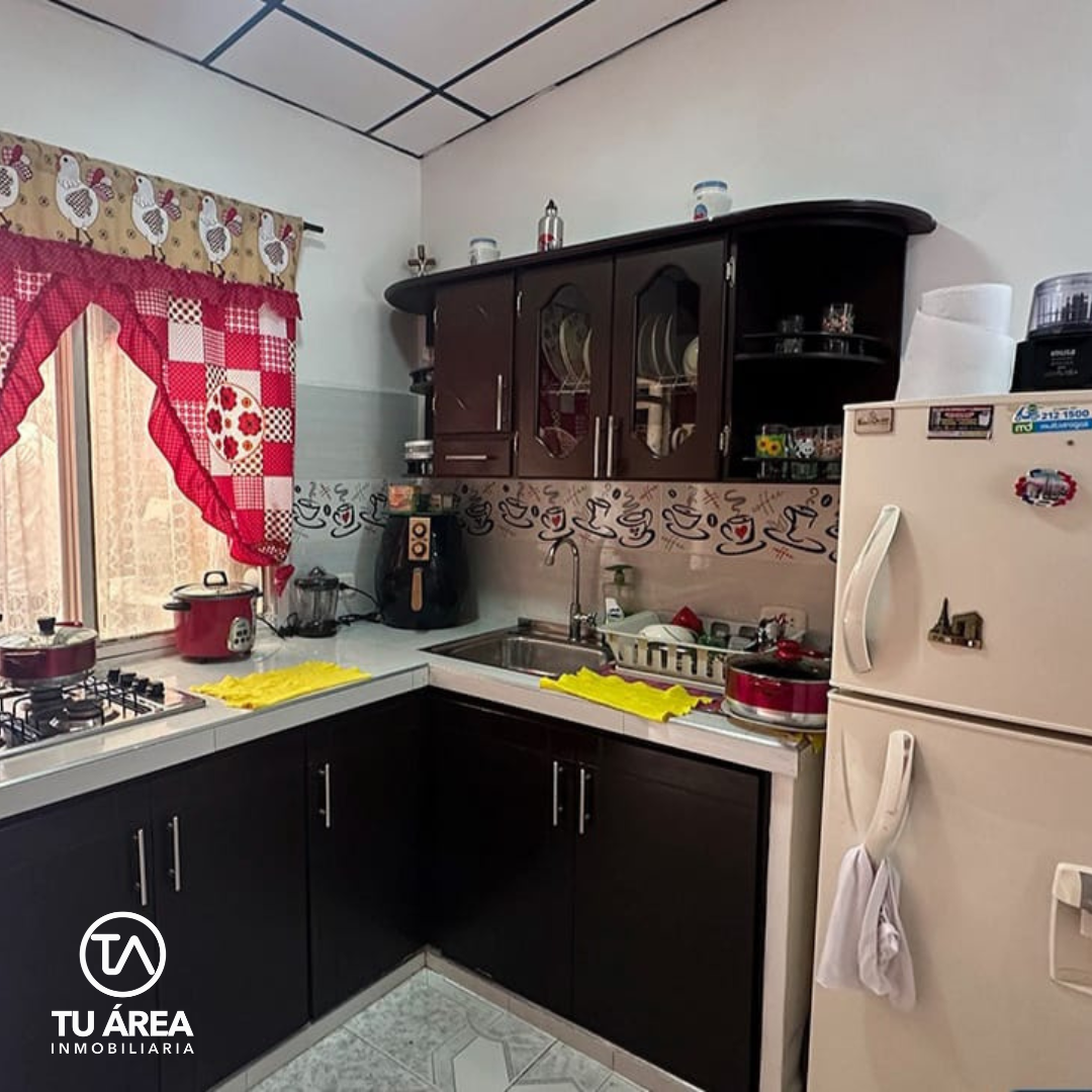 🔹CASA EN VENTA 🔹
📍 ALAMEDA - CARTAGO VALLE
