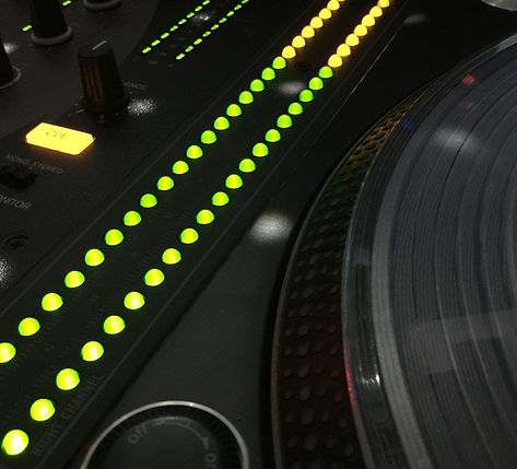 Turntable Rental_edited.jpg