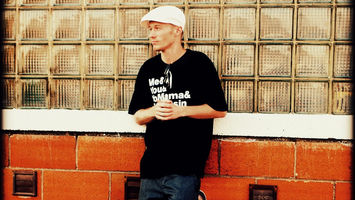 Cas Metah: The Voice Behind the Bars