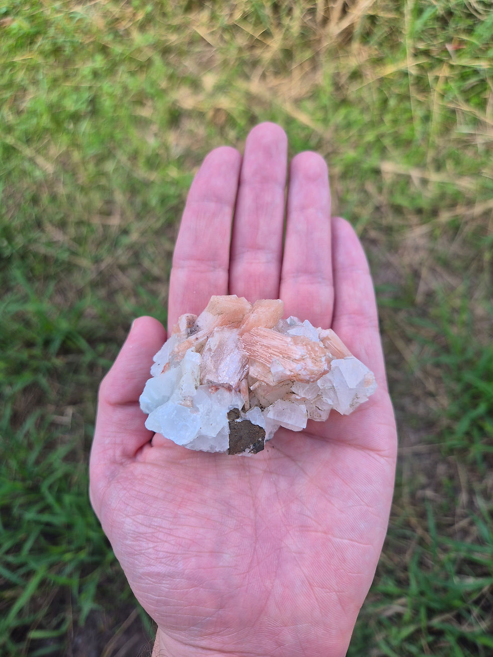 Thumbnail: Apophyllite and Peach Stilbite Specimen