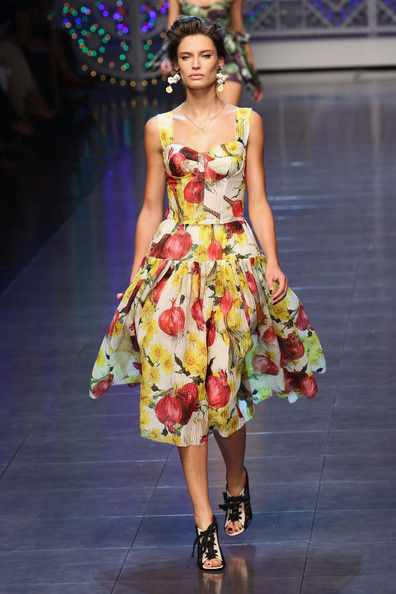 Dolce+Gabbana+Milan+Fashion+Week+Womenswear+wjlSsVyrpt_l.jpg