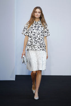 DOROTHEE_SCHUMACHER_SS15_02.jpg