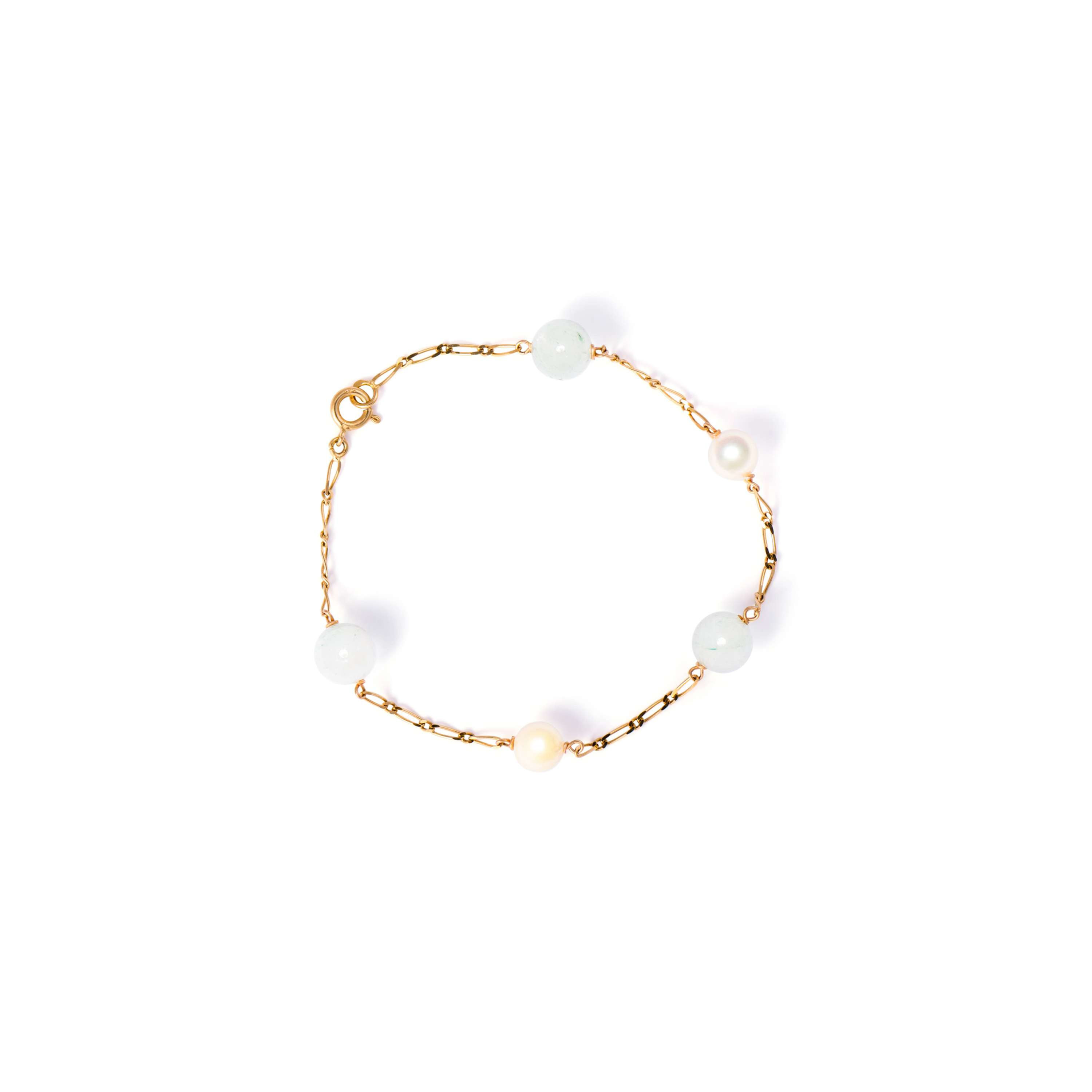 Bracelet or jaune, perles et néphrite céladon