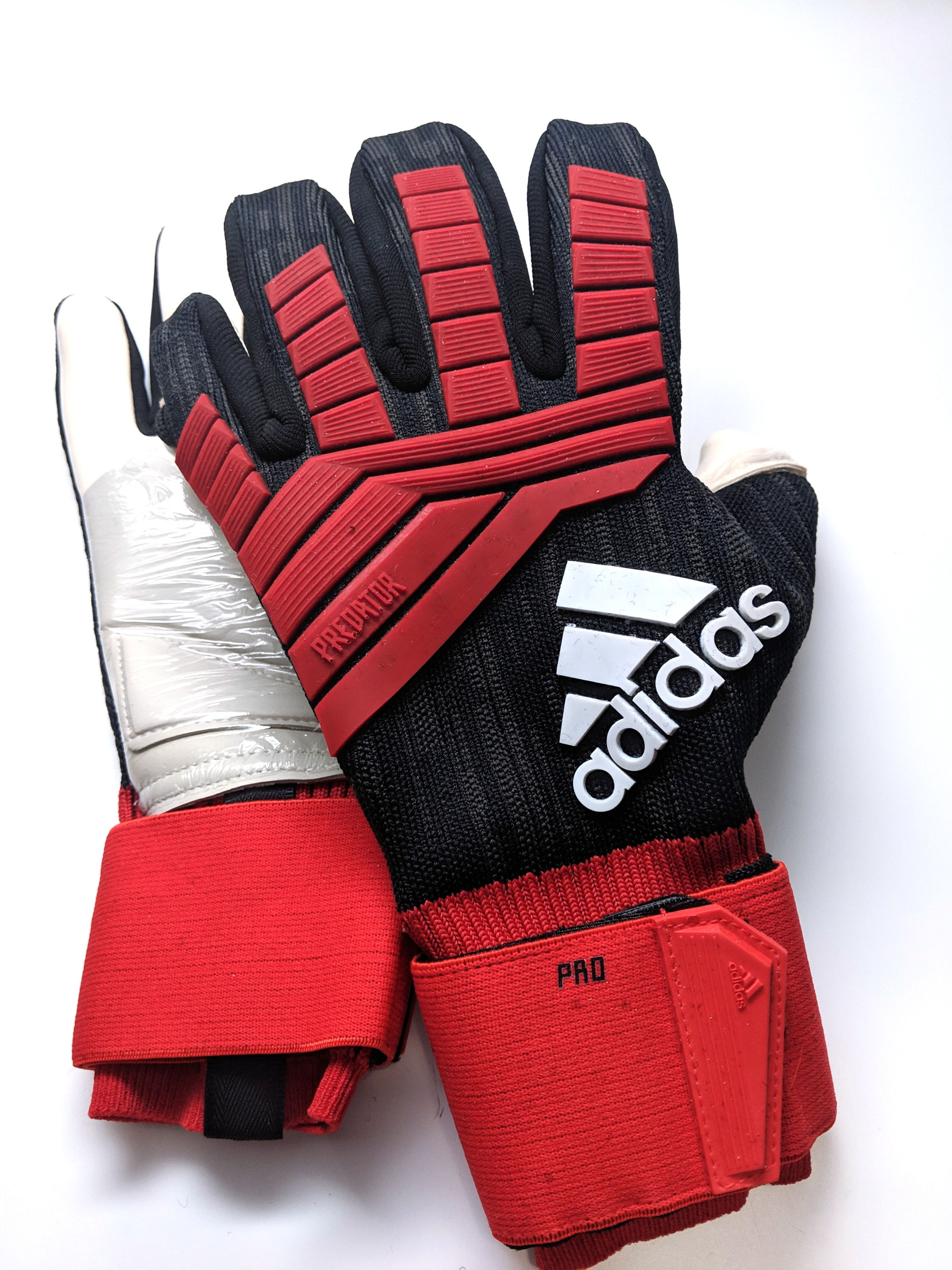 adidas Predator Pro Goalkeeper Gloves
