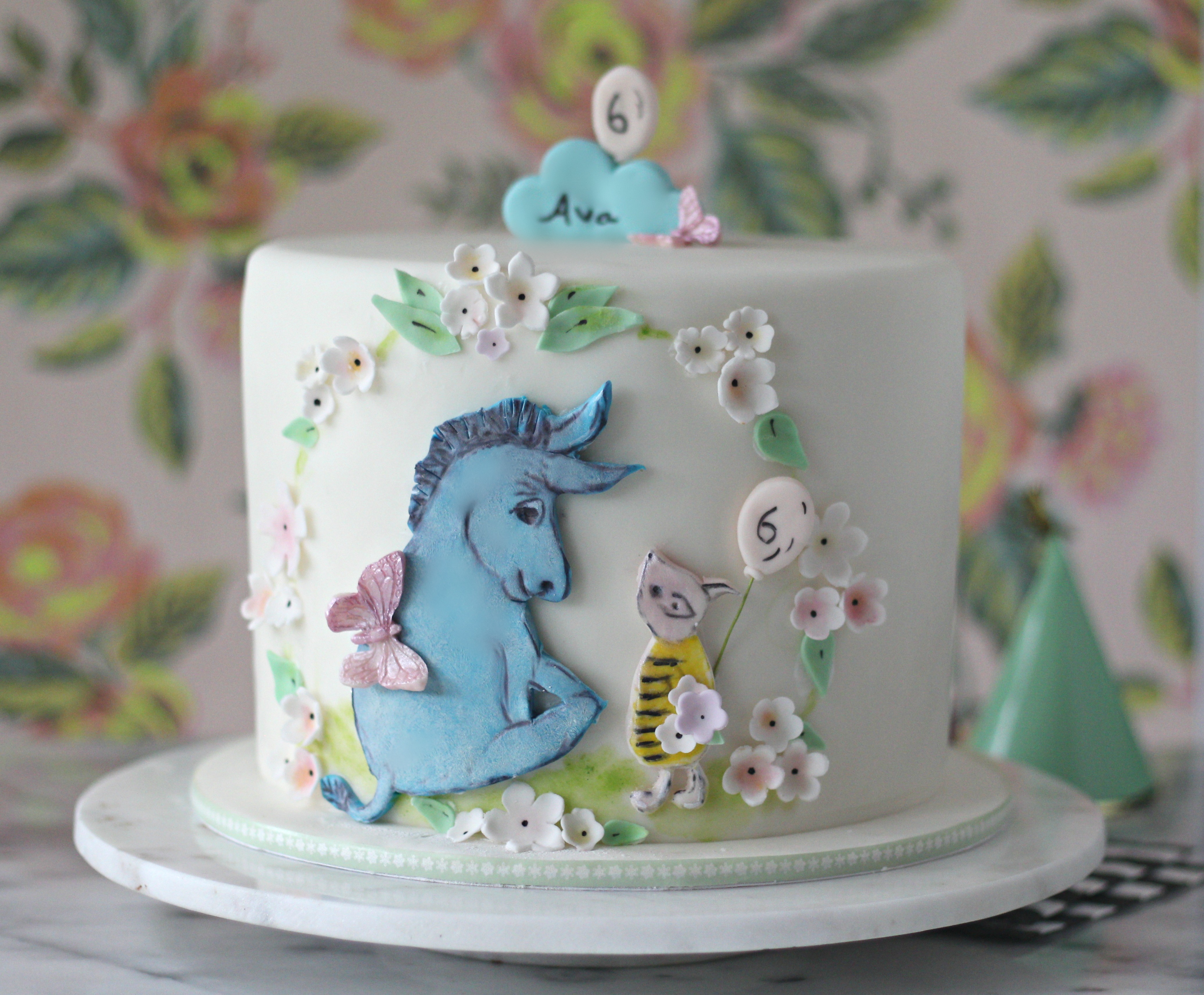 Wedding Cakes Birthday Quinceanera Chicago Eyeore And Piglet Winnie The Pooh Birthday Cake Ava E