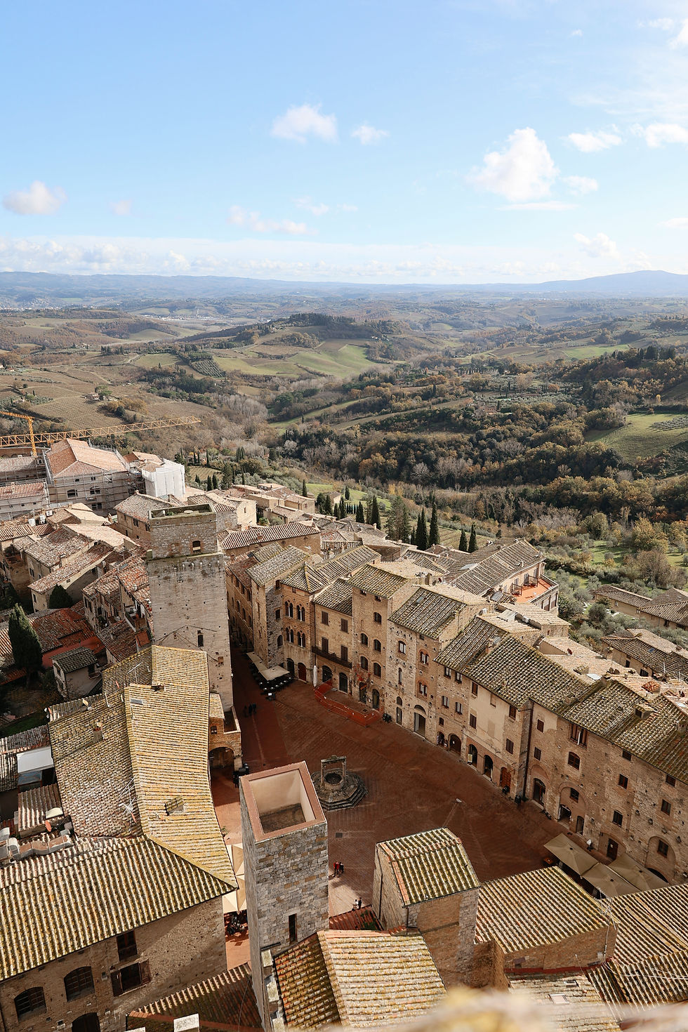 The Ultimate Travel Guide to San Gimignano, Italy