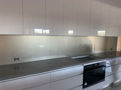 Splashback 4