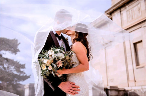 Cartgena Bride and Groom Kiss