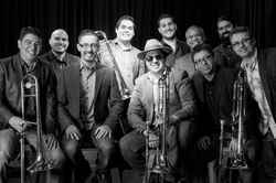 SMALL BIG BAND JAZZ BAND