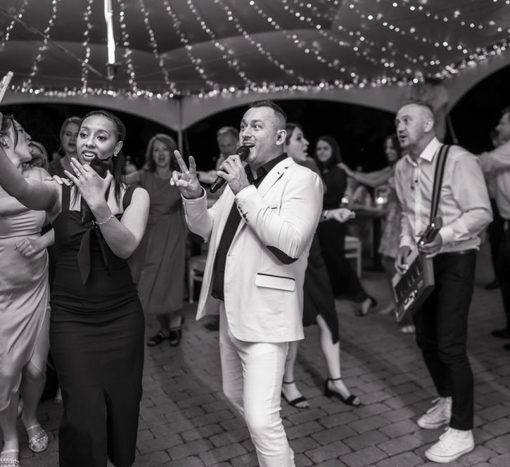 Episch huwelijksfeest met selfies