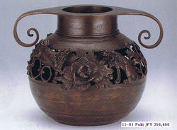Fuki vase