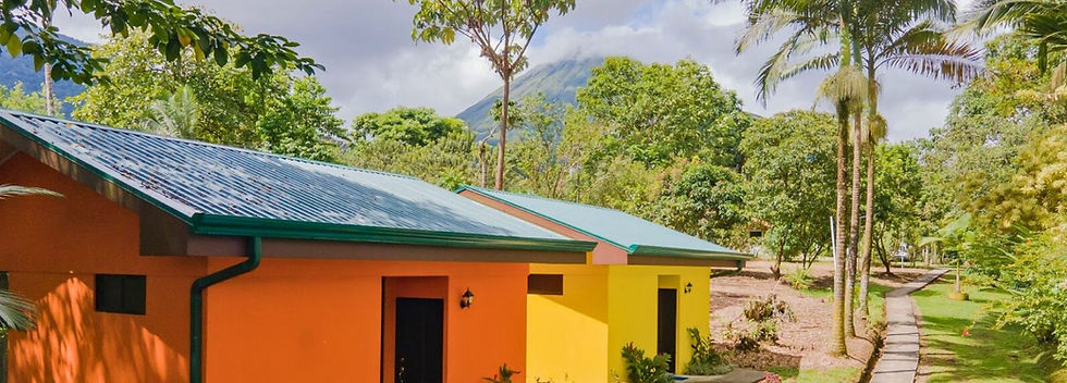 alojamiento la fortuna costa rica.jpg