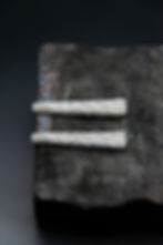 Boucles d'oreilles tombantes, effet cascade. Sculptés à la main.