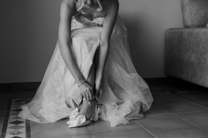 bride on her wedding day photography by Loise Golding, a wedding photographer with a fashion and editorial style