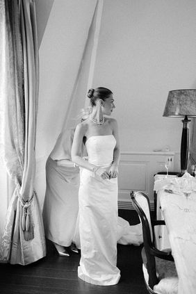 bride on her wedding day photography by Loise Golding, a wedding photographer with a fashion and editorial style