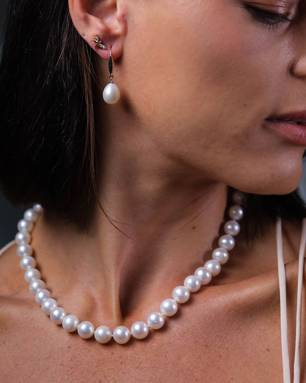 Thumbnail: Pearl Necklace