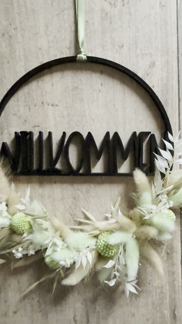 Miniaturbild: Trockenblumenkranz