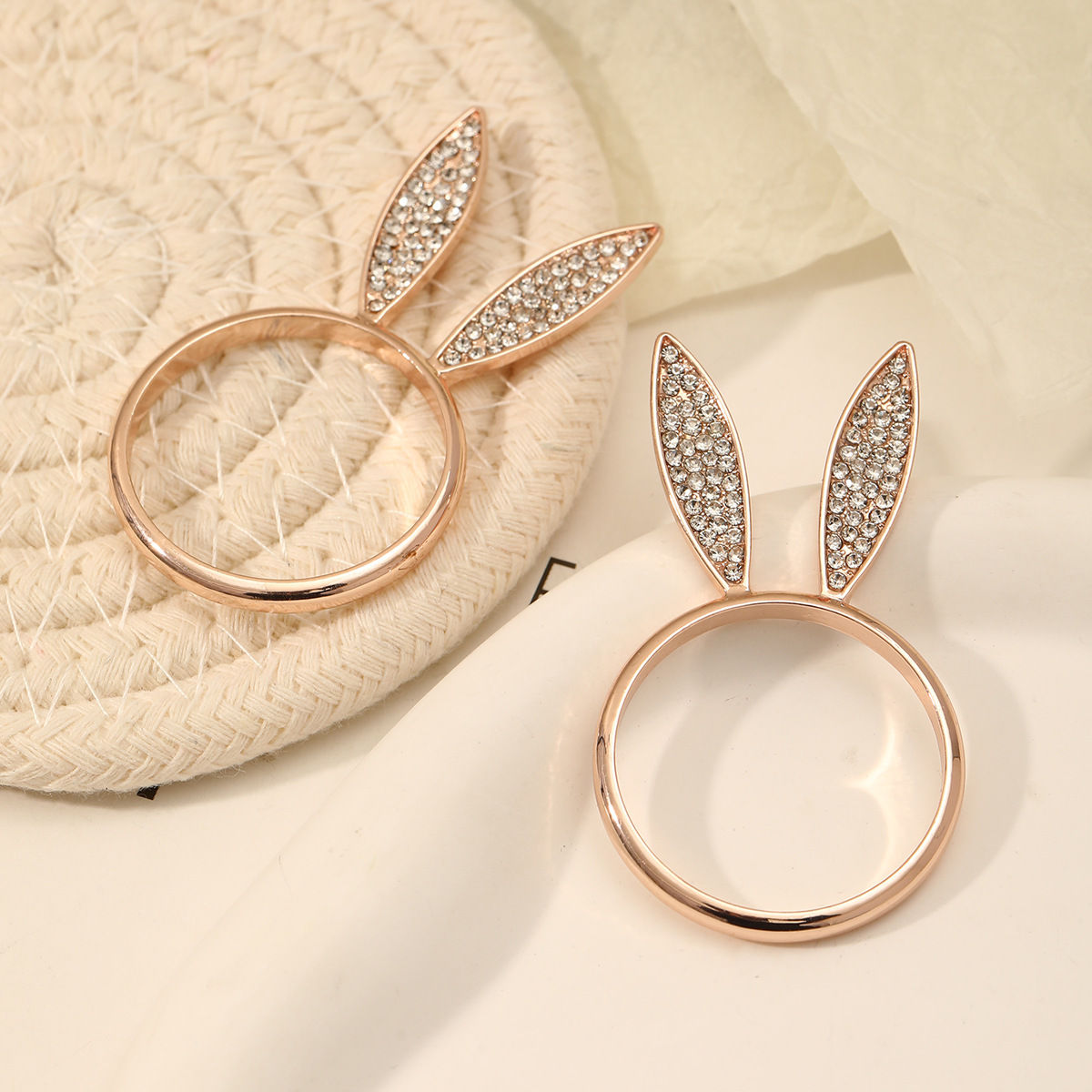 Fashionable Alloy Rabbit Head Ring