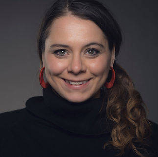 stephanie headshot sm.jpg