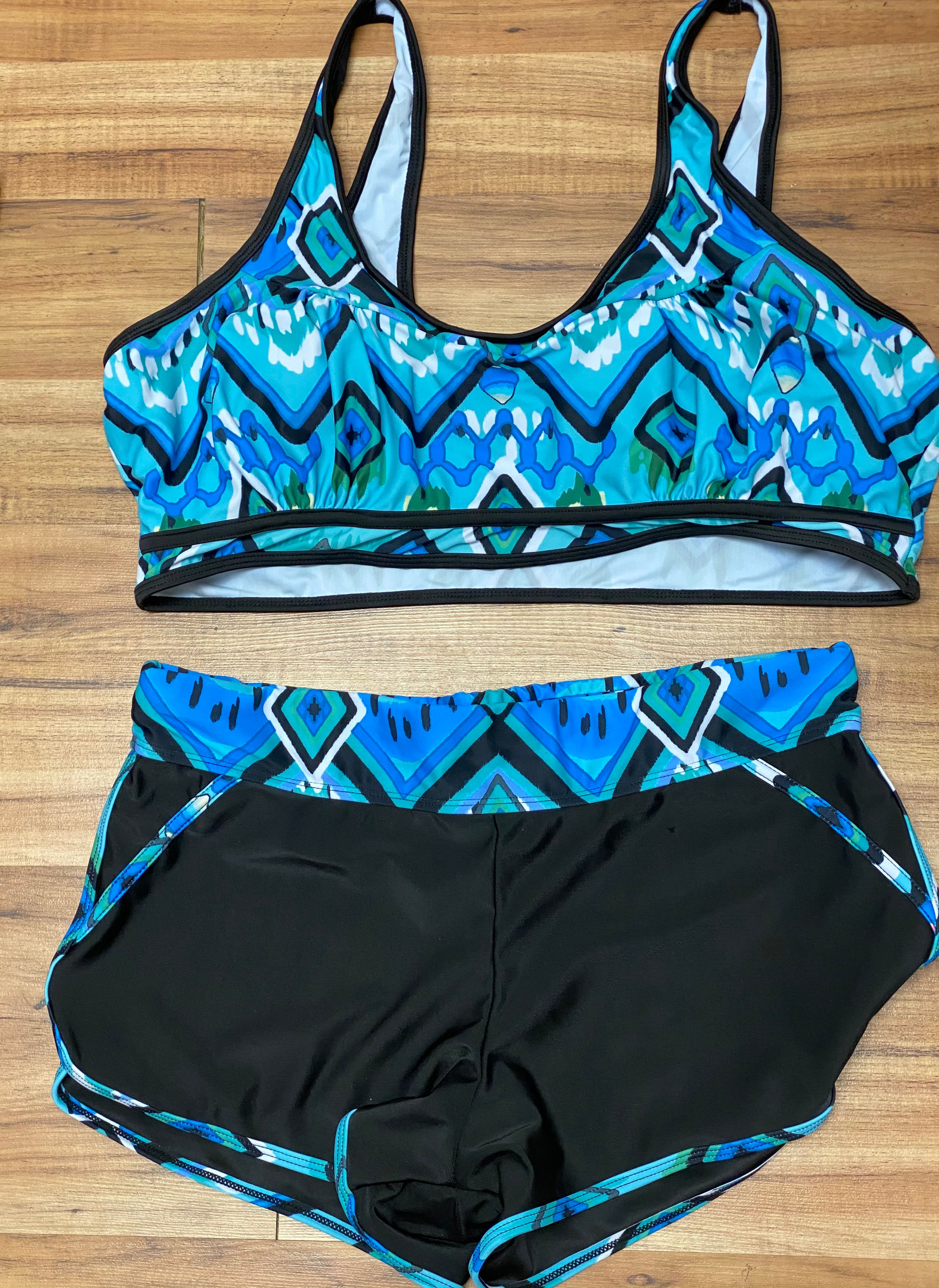 NEW 2-piece swimsuit