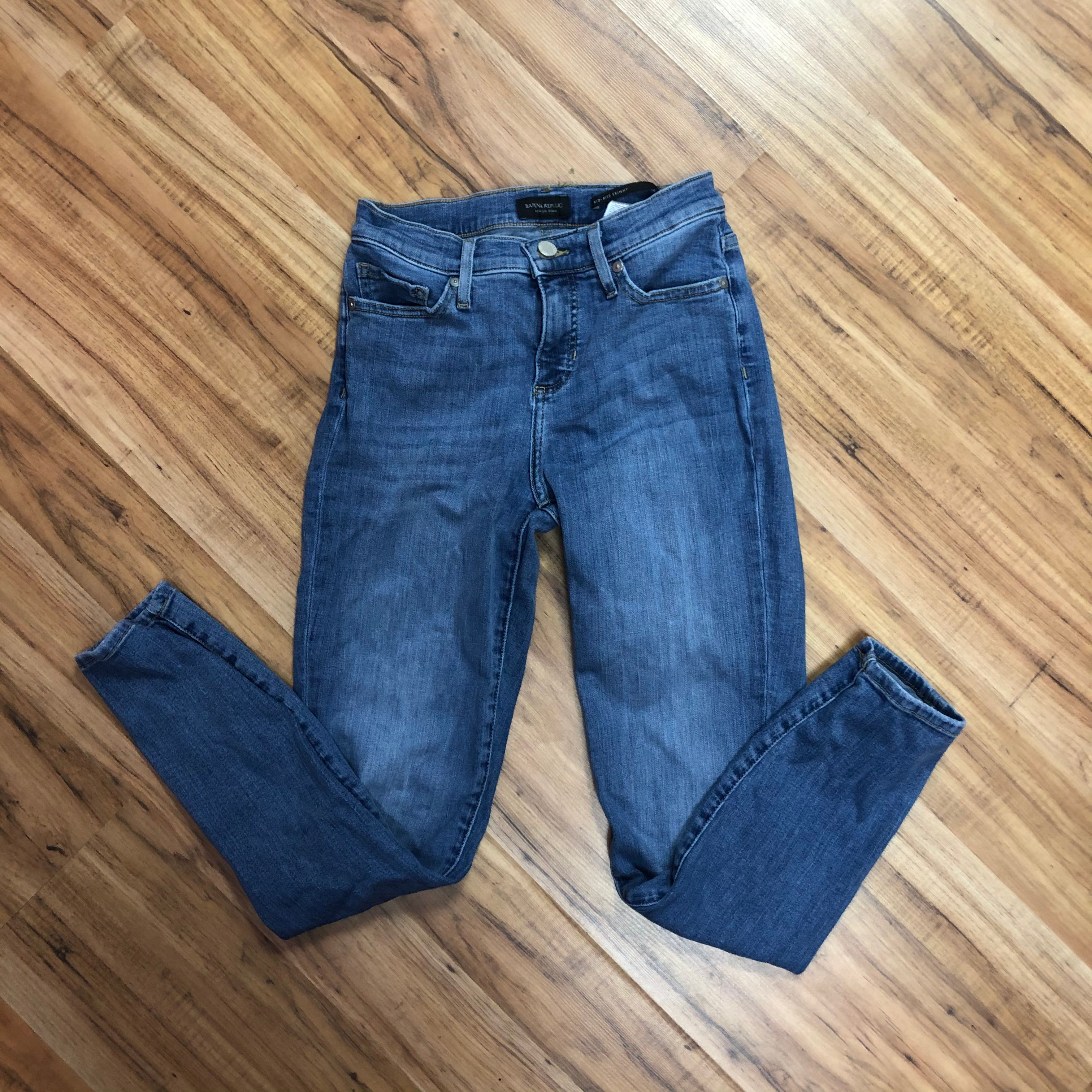 Banana republic mid-rise skinny jeans