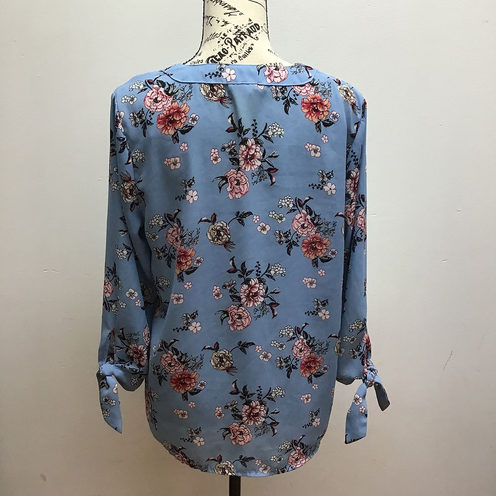 Thumbnail: Rue 21 blue floral top