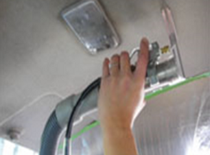 車内天井の洗浄