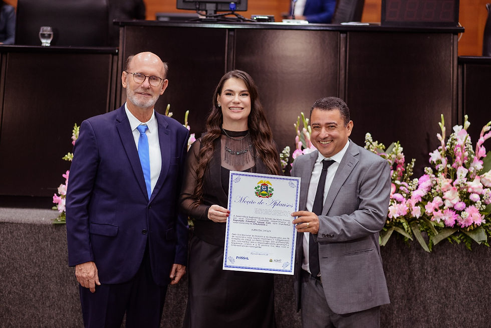 Tabeliã Aline Dal Molin recebe Moção de Aplausos da Assembleia Legislativa do Estado de Mato Grosso