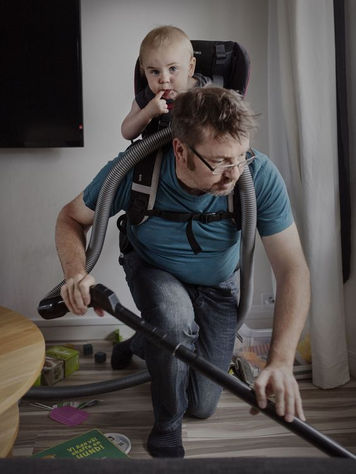 Here's What Fatherhood Looks Like When Dads Get Generous Paternity Leave