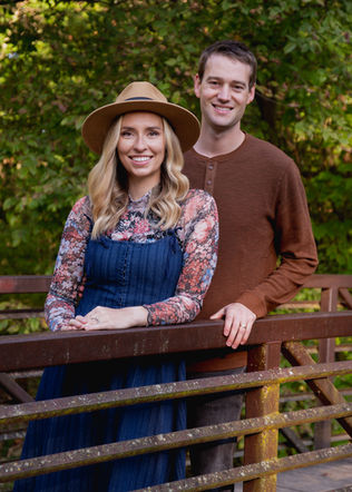 Jacie Creatives | Family, Child, Engagement, & Senior Photography | Indiana