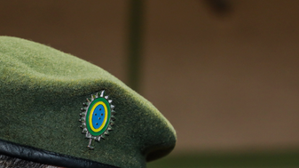 Seminário na USP discute raízes políticas da militarização de gabinetes em democracias