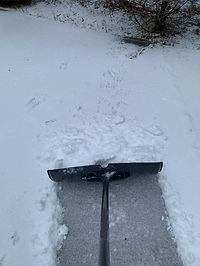 Snow shovel pic.jpg