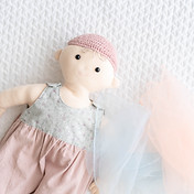 手作りのお人形