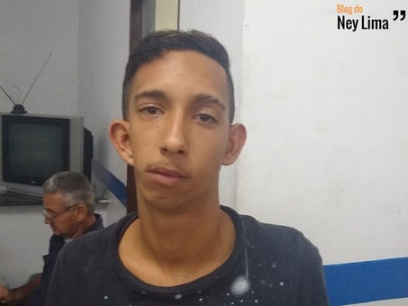 Doze pessoas são detidas com drogas e celular roubado, em Toritama